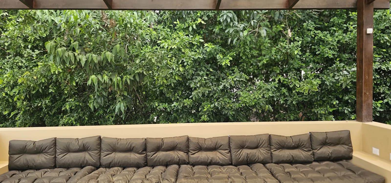 Casa campestre en Anapoima para 16 personas con piscina y jacuzzi